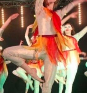 שוונצים כתום צהוב